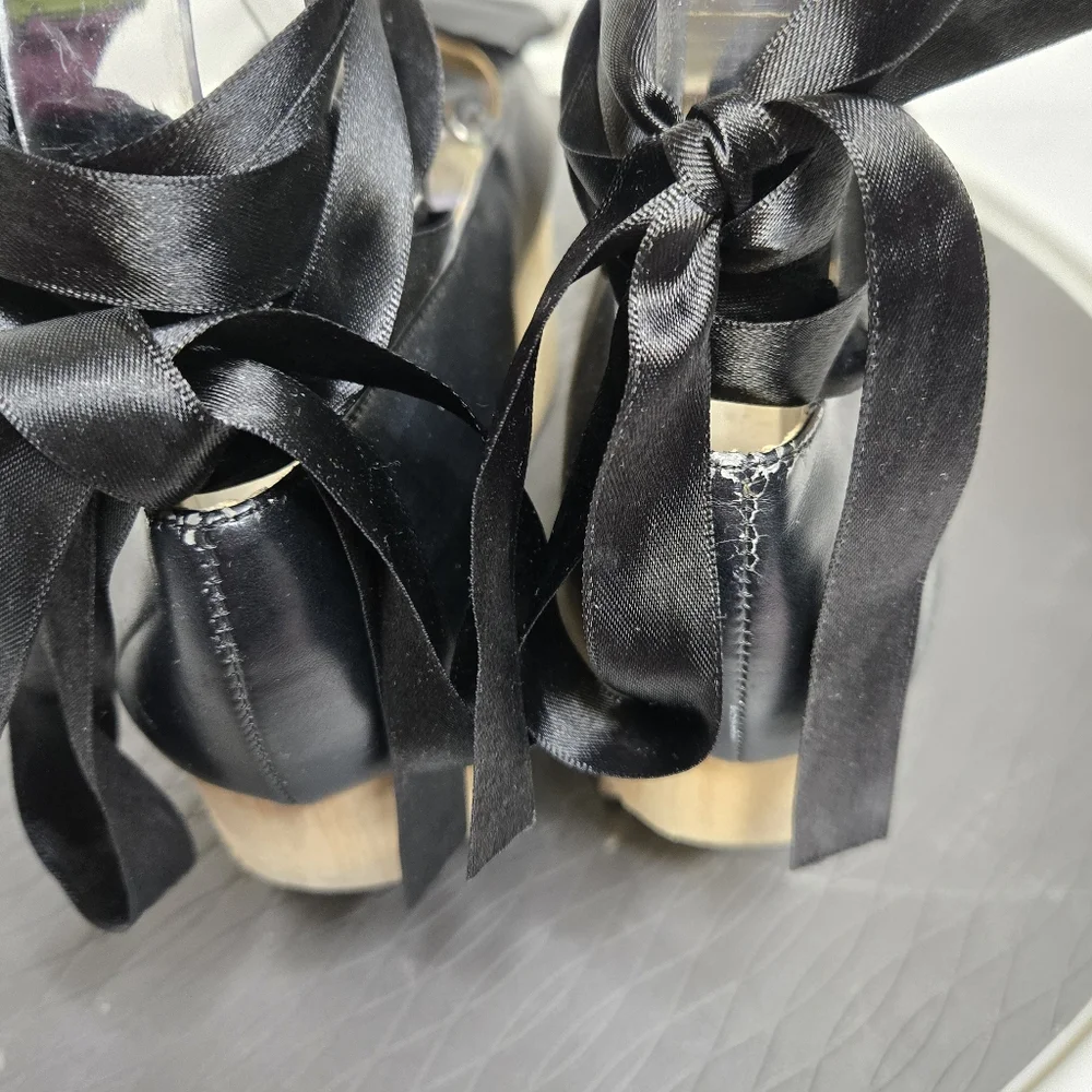 BODYLINE‎ black rocking horse Mary Jane ballet style lace up platform shoe 26/10